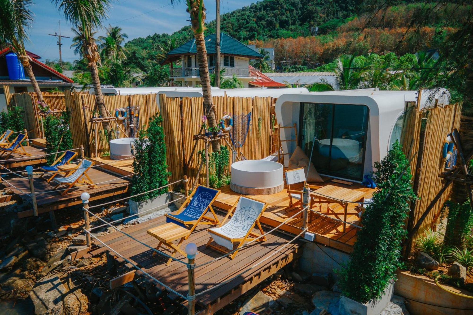 Phuket Sea Sand See Sky Beach Front Resort מראה חיצוני תמונה