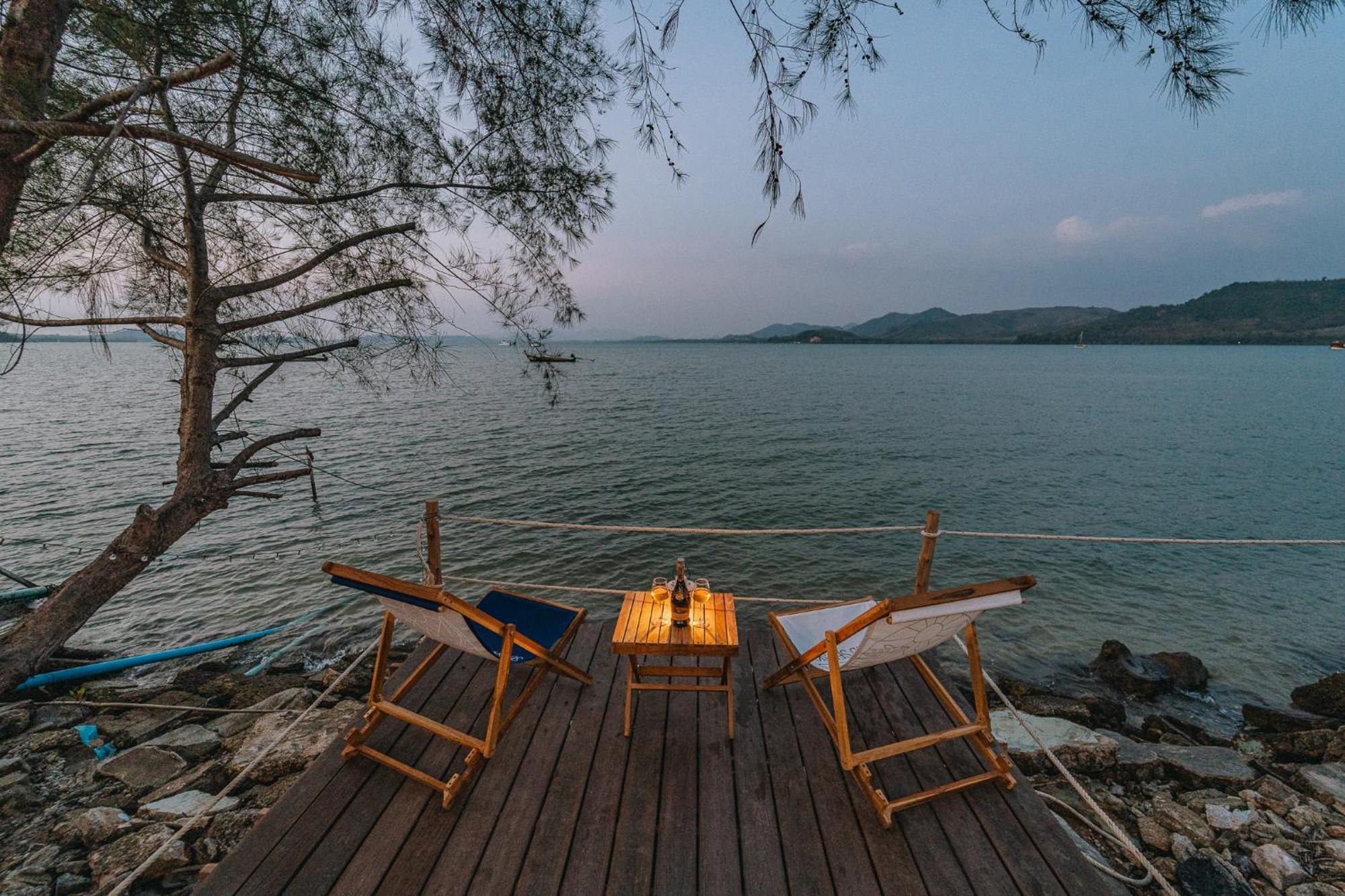 Phuket Sea Sand See Sky Beach Front Resort מראה חיצוני תמונה